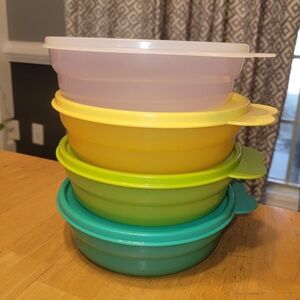 Colorful Stackable Food Storage Containers Tupperware Set Of 4 With Lids